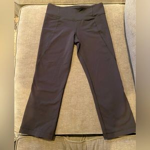 Lululemon flare capri leggings